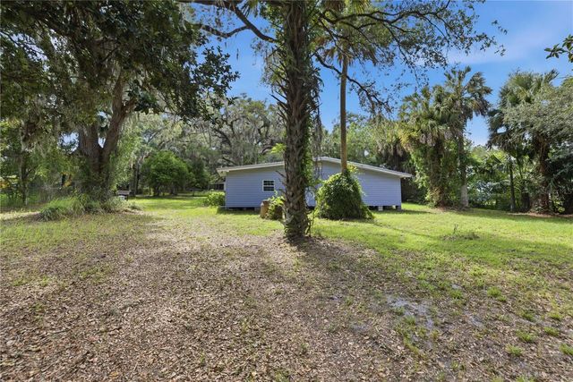 13122 E HIGHWAY 316, Fort Mc Coy, FL 32134