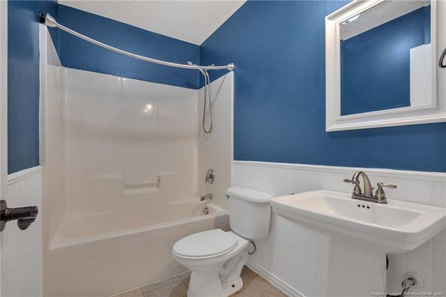 568 Wood Valley Lane, Raeford, NC 28376