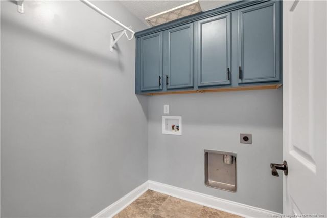 568 Wood Valley Lane, Raeford, NC 28376