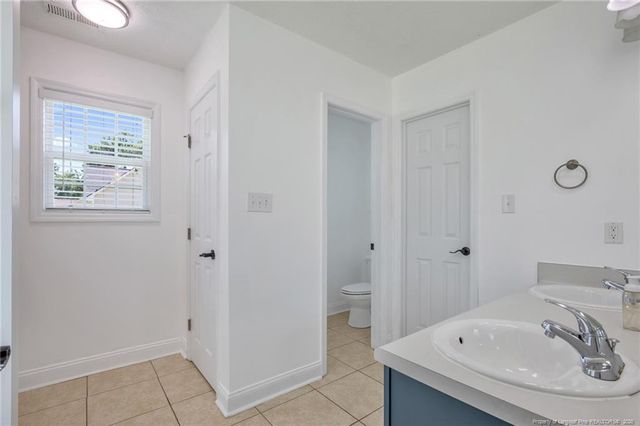 568 Wood Valley Lane, Raeford, NC 28376