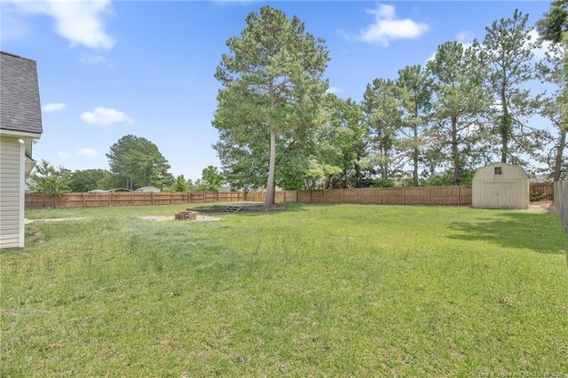 568 Wood Valley Lane, Raeford, NC 28376