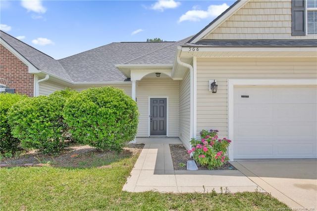 568 Wood Valley Lane, Raeford, NC 28376