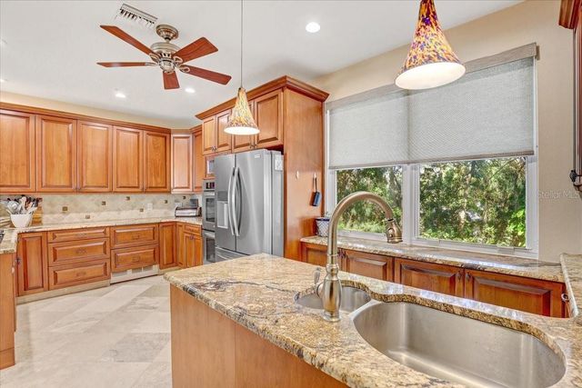 2965 BAYSHORE POINTE DRIVE, Tampa, FL 33611