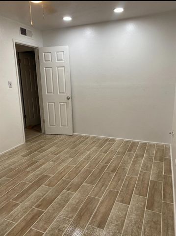 10949 Hume, Hanford, CA 93230