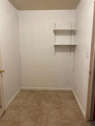 10949 Hume, Hanford, CA 93230