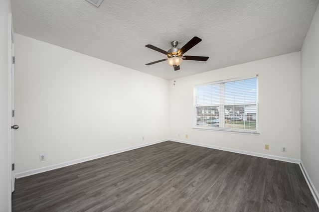 4910 Laura Jeanne Blvd, Murfreesboro, TN 37129