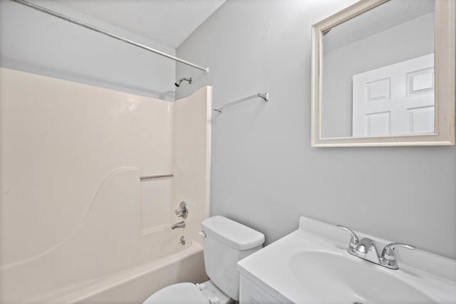 703 Power St Apt B, Clarksville, TN 37042