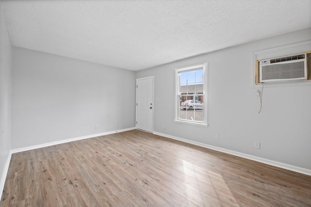 703 Power St Apt B, Clarksville, TN 37042
