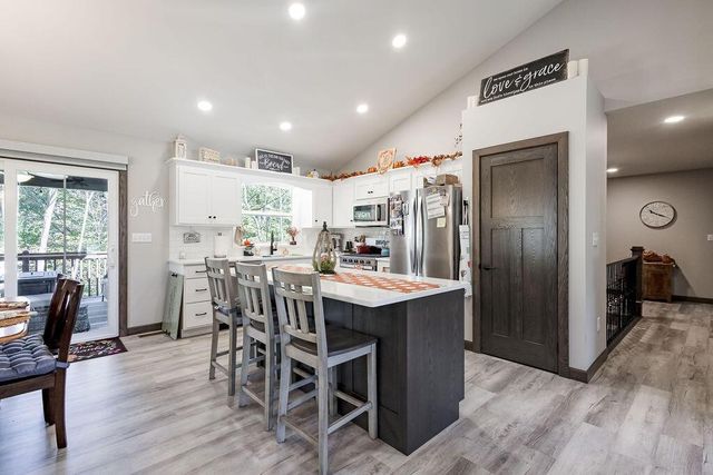 353 Valleybrook Circle, Howard, OH 43028