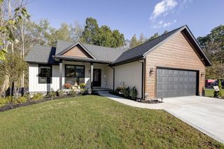 353 Valleybrook Circle, Howard, OH 43028