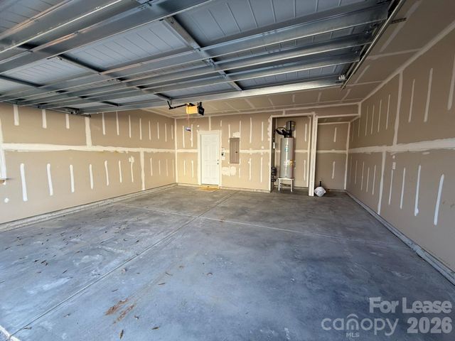 1111 Bartholdi Drive, Gastonia, NC 28054