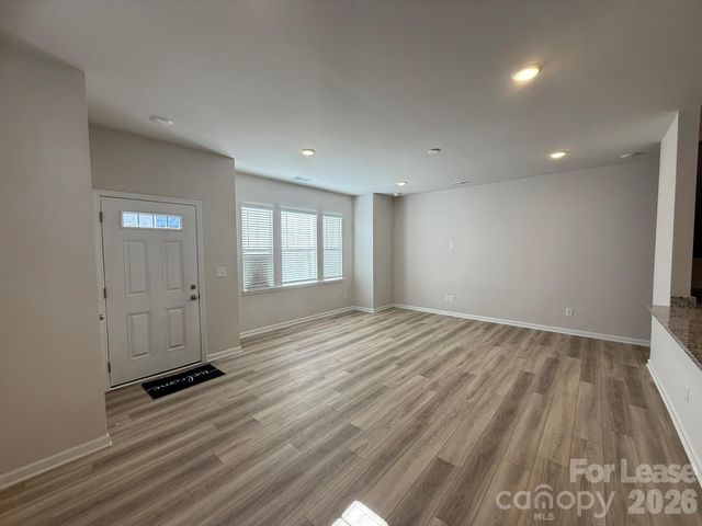 1111 Bartholdi Drive, Gastonia, NC 28054