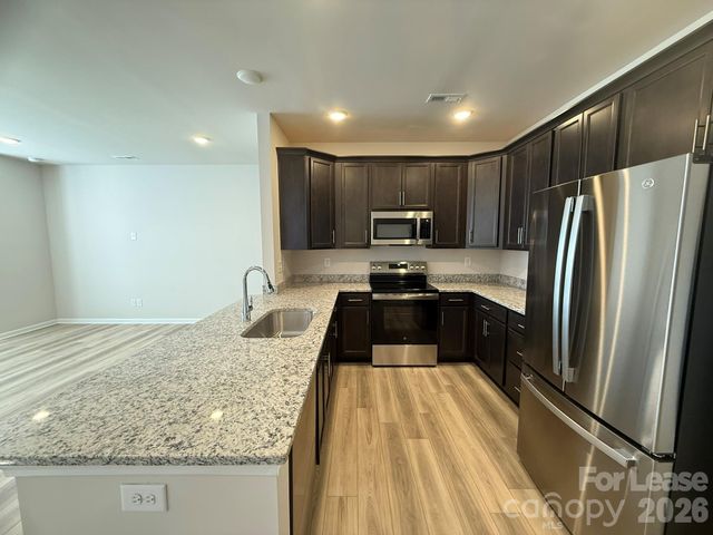 1111 Bartholdi Drive, Gastonia, NC 28054