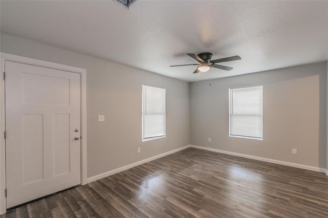 1809 Daniel Street, Fort Worth, TX 76104