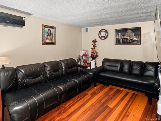 625 E 82nd Street, Brooklyn, NY 11236