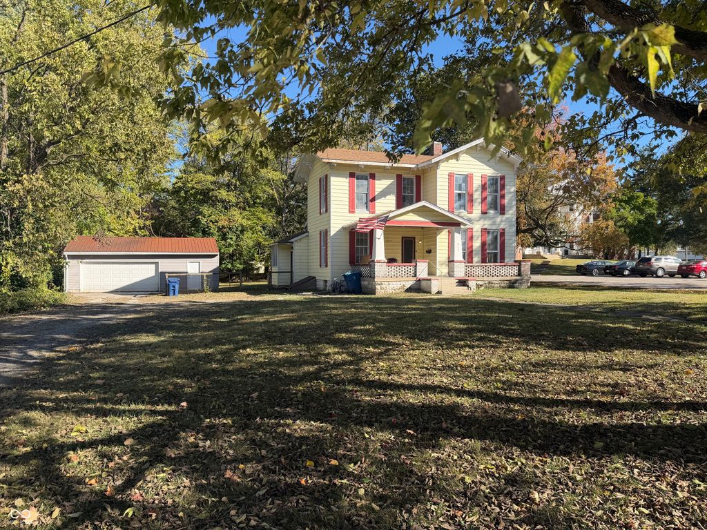 211 S Bloomington Street, Greencastle, IN 46135