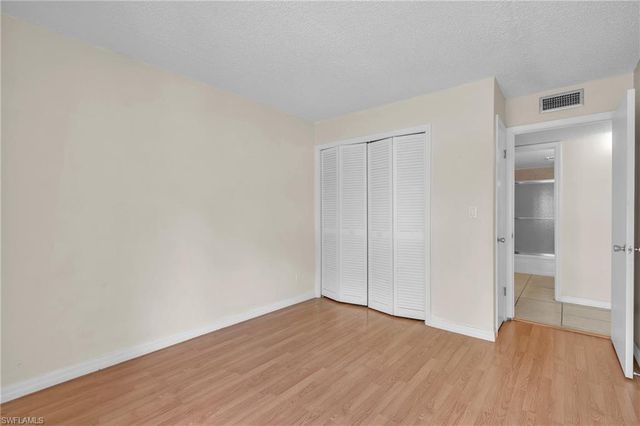 2366 E Mall DR 212, Fort Myers, FL 33901