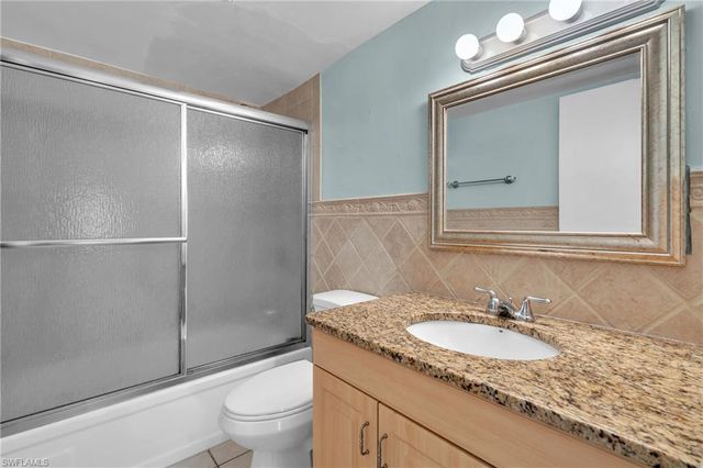 2366 E Mall DR 212, Fort Myers, FL 33901