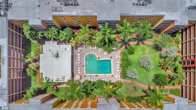 2366 E Mall DR 212, Fort Myers, FL 33901