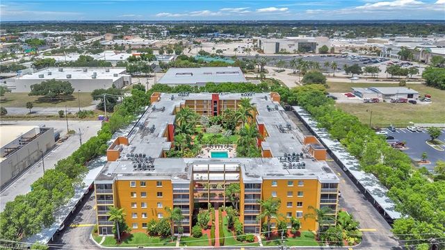 2366 E Mall DR 212, Fort Myers, FL 33901