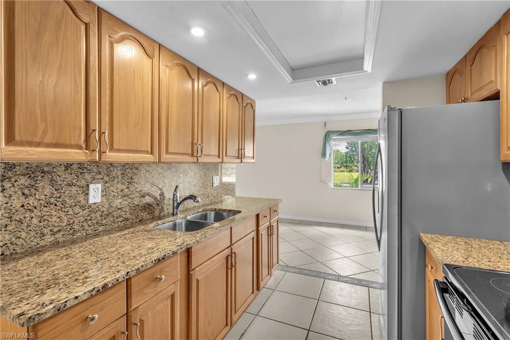 2366 E Mall DR 212, FORT MYERS, FL 33901 — photo 3