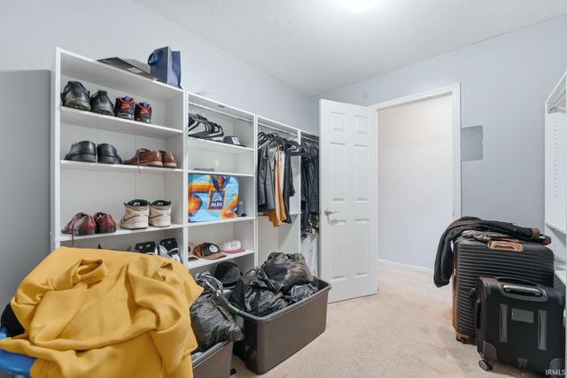 7517 Ravens Stone Drive, Fort Wayne, IN 46818