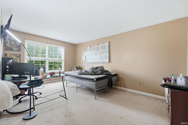 7517 Ravens Stone Drive, Fort Wayne, IN 46818