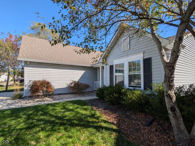 11722 Silver Meadow Court, Fishers, IN 46037