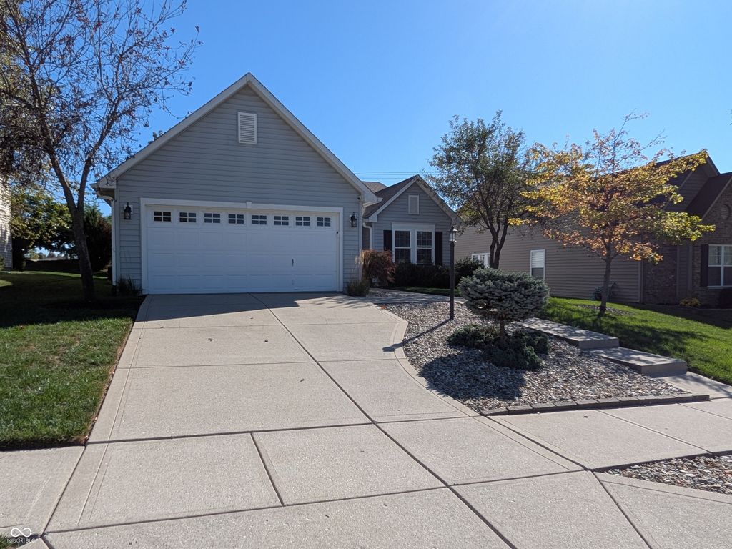 11722 Silver Meadow Court, Fishers, IN 46037