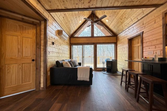 301 Baker Barr Road, Beattyville, KY 41311