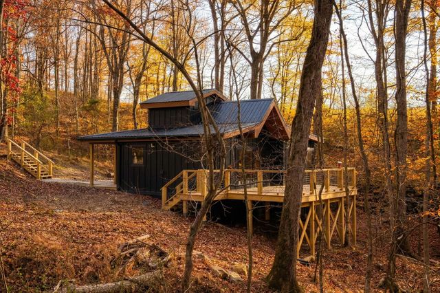 301 Baker Barr Road, Beattyville, KY 41311