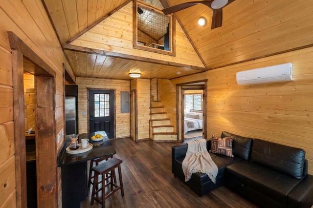 301 Baker Barr Road, Beattyville, KY 41311