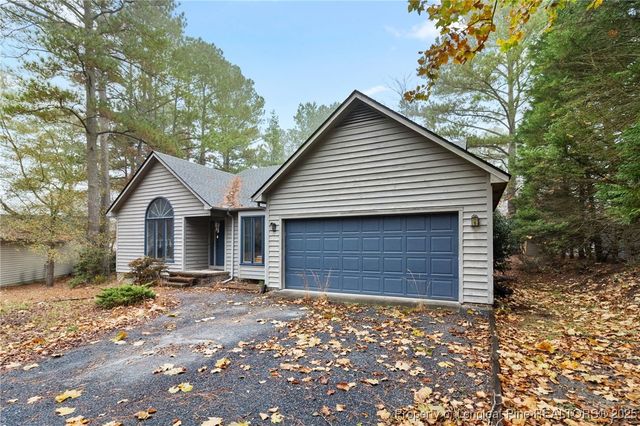 2 Sandhills Place, Pinehurst, NC 28374