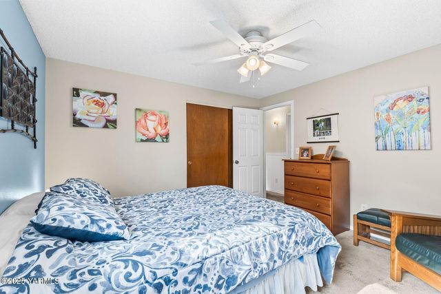 902 S 50th Ave, Yakima, WA 98908