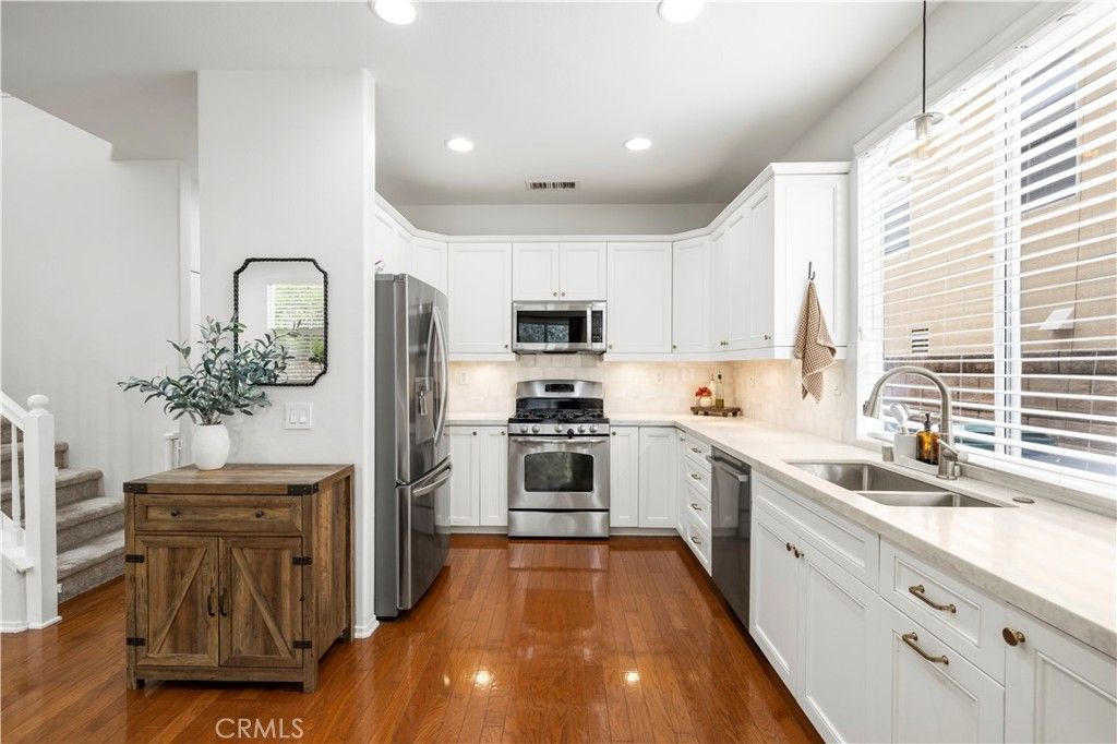 28380 Mayfair Drive, Valencia, CA 91354 — photo 5