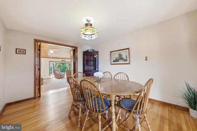 1002 N MAIN ST, Mount Airy, MD 21771