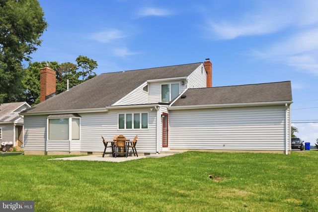 1002 N MAIN ST, Mount Airy, MD 21771