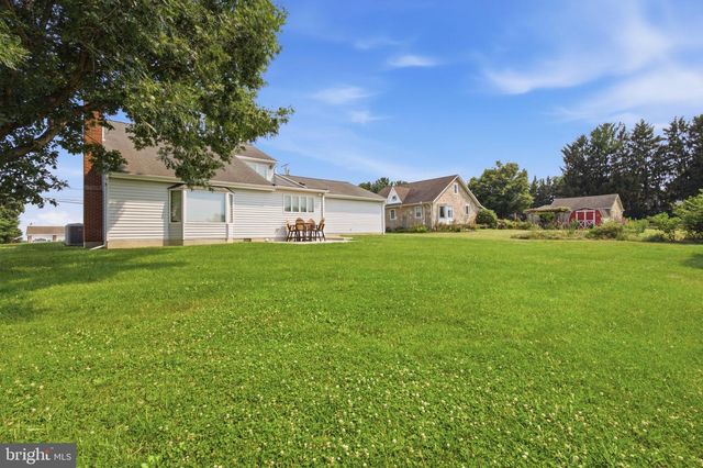 1002 N MAIN ST, Mount Airy, MD 21771
