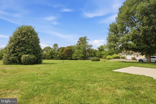 1002 N MAIN ST, Mount Airy, MD 21771