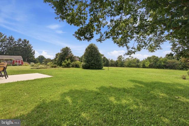 1002 N MAIN ST, Mount Airy, MD 21771