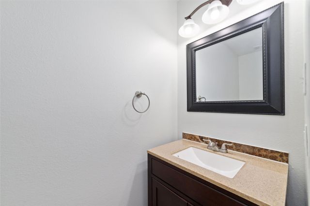 7527 Stallion Trail Drive, Humble, TX 77338