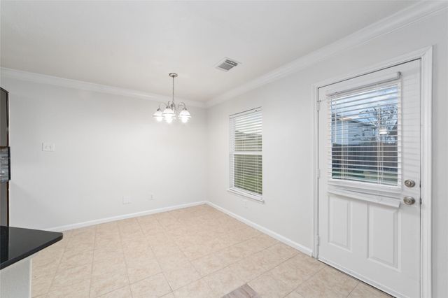 7527 Stallion Trail Drive, Humble, TX 77338