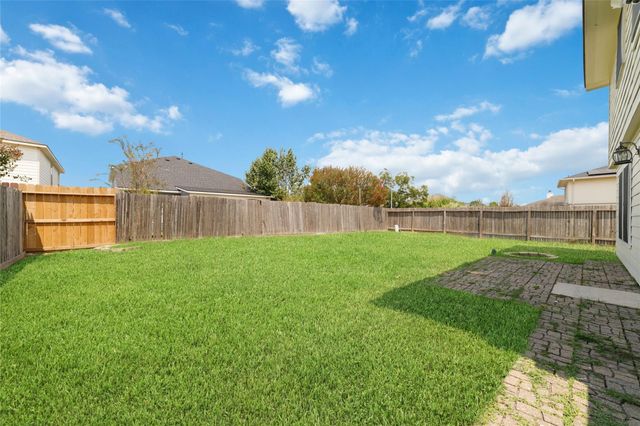 7527 Stallion Trail Drive, Humble, TX 77338