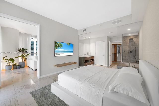 480 NE 31st St 1701, Miami, FL 33137