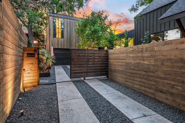 2212 S 2nd ST 2, Austin, TX 78704