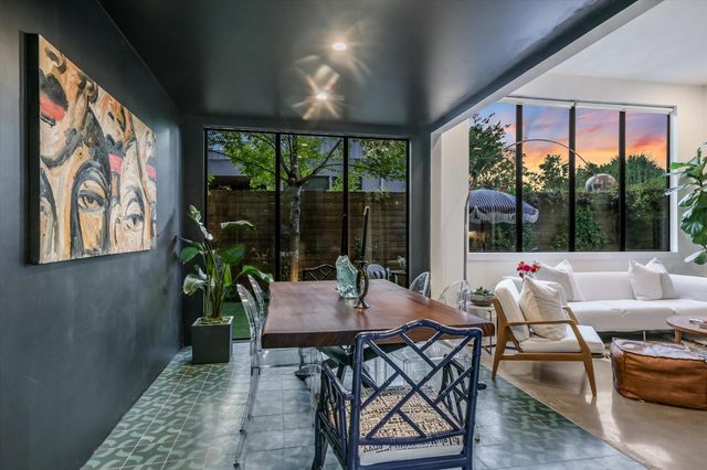 2212 S 2nd ST 2, Austin, TX 78704