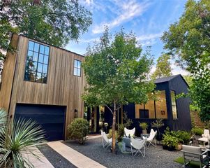 2212 S 2nd ST 2, Austin, TX 78704