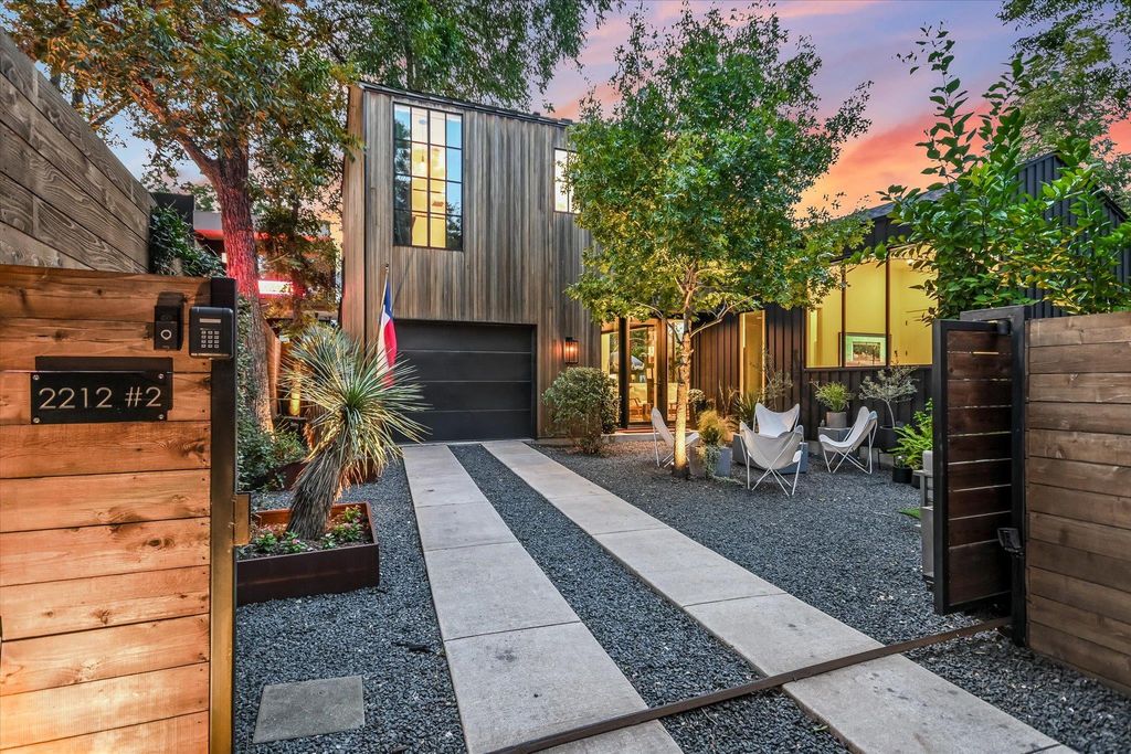 2212 S 2nd ST 2, Austin, TX 78704