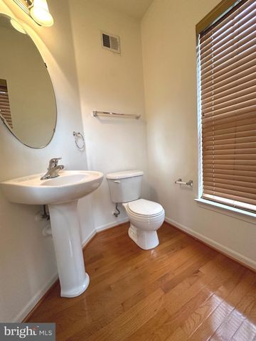 2100 ABBOTTSBURY WAY, Woodbridge, VA 22191