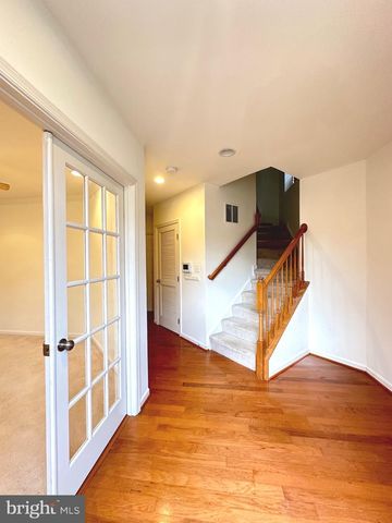 2100 ABBOTTSBURY WAY, Woodbridge, VA 22191